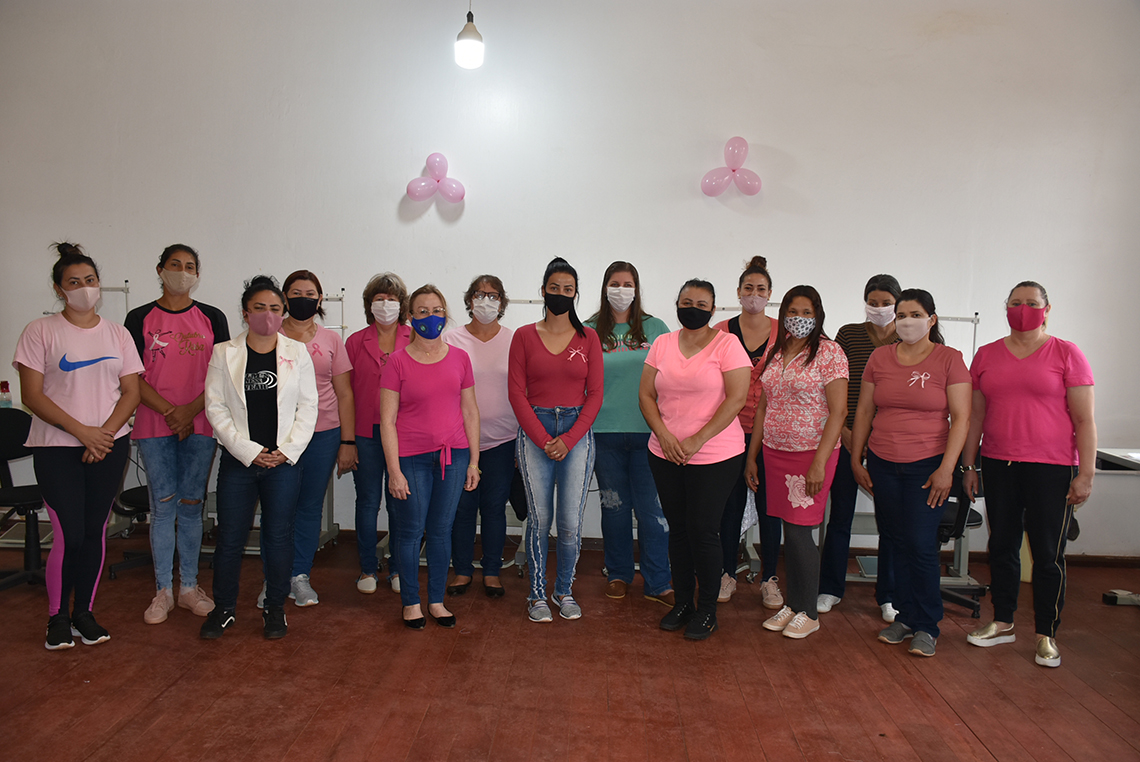 Alunas do Curso de Costura Básica Industrial.jpg site