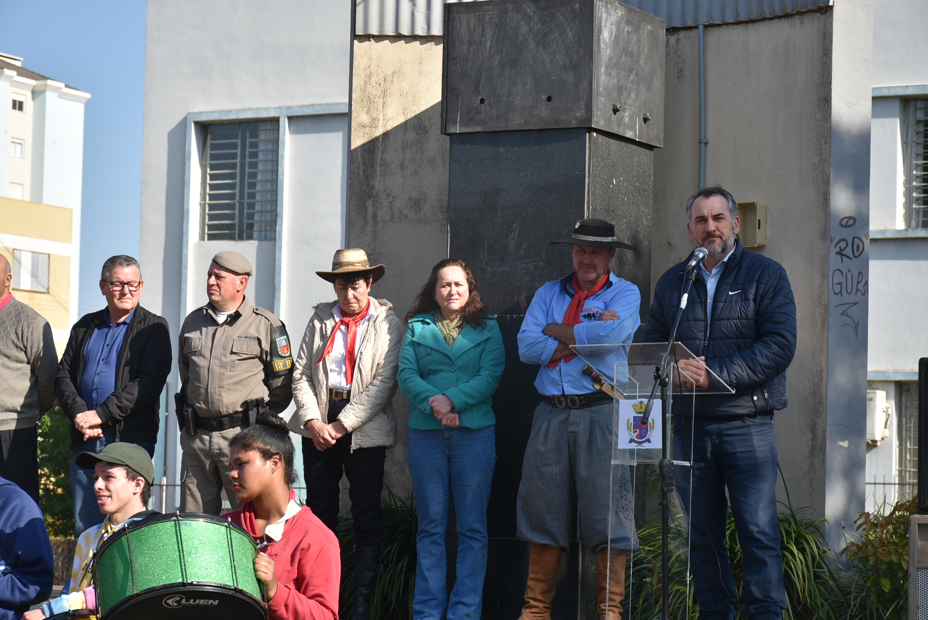 Prefeito durante seu discurso