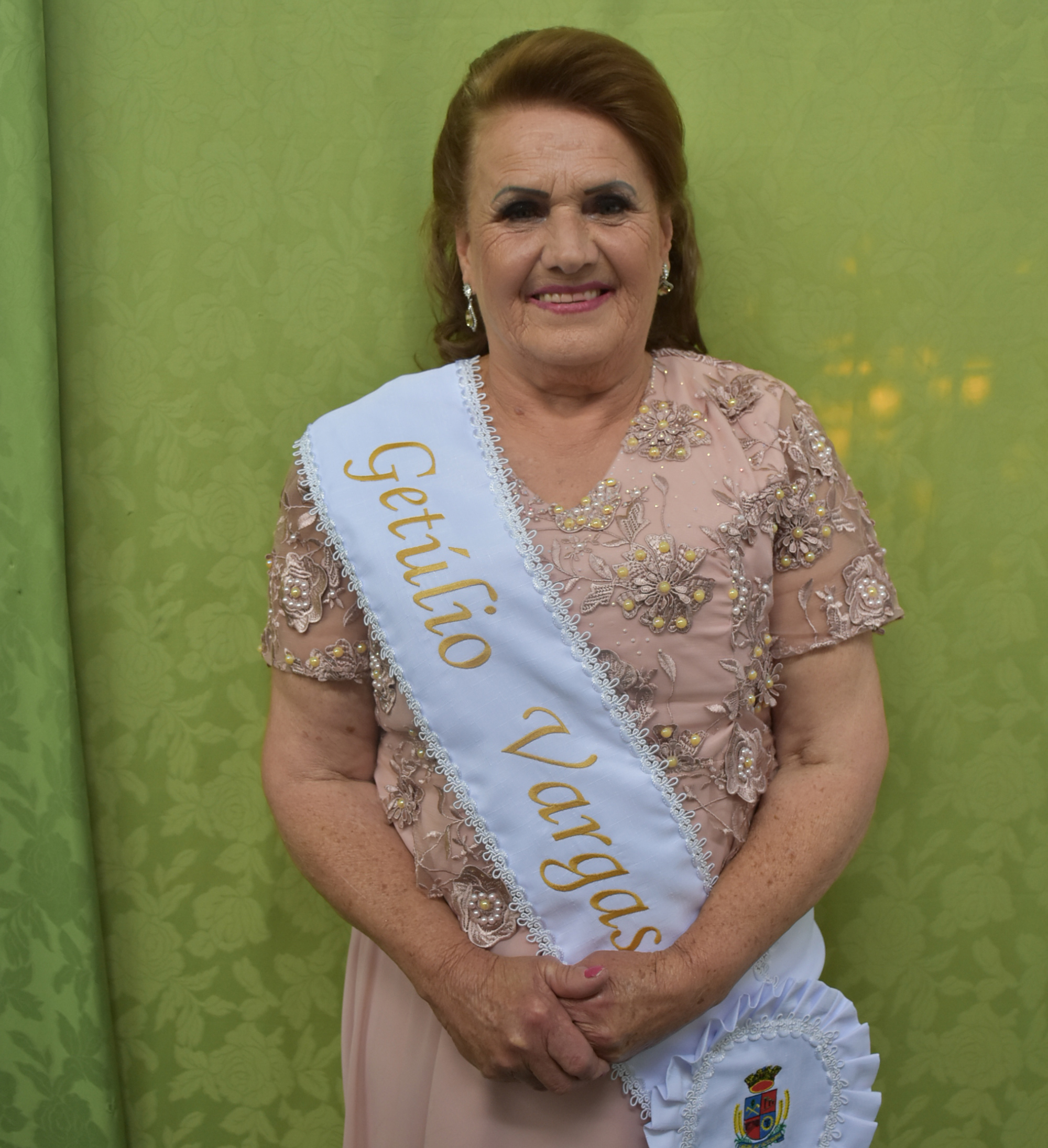 Rainha da Terceira Idade Ana Tomkiel representou Getúlio Vargas site