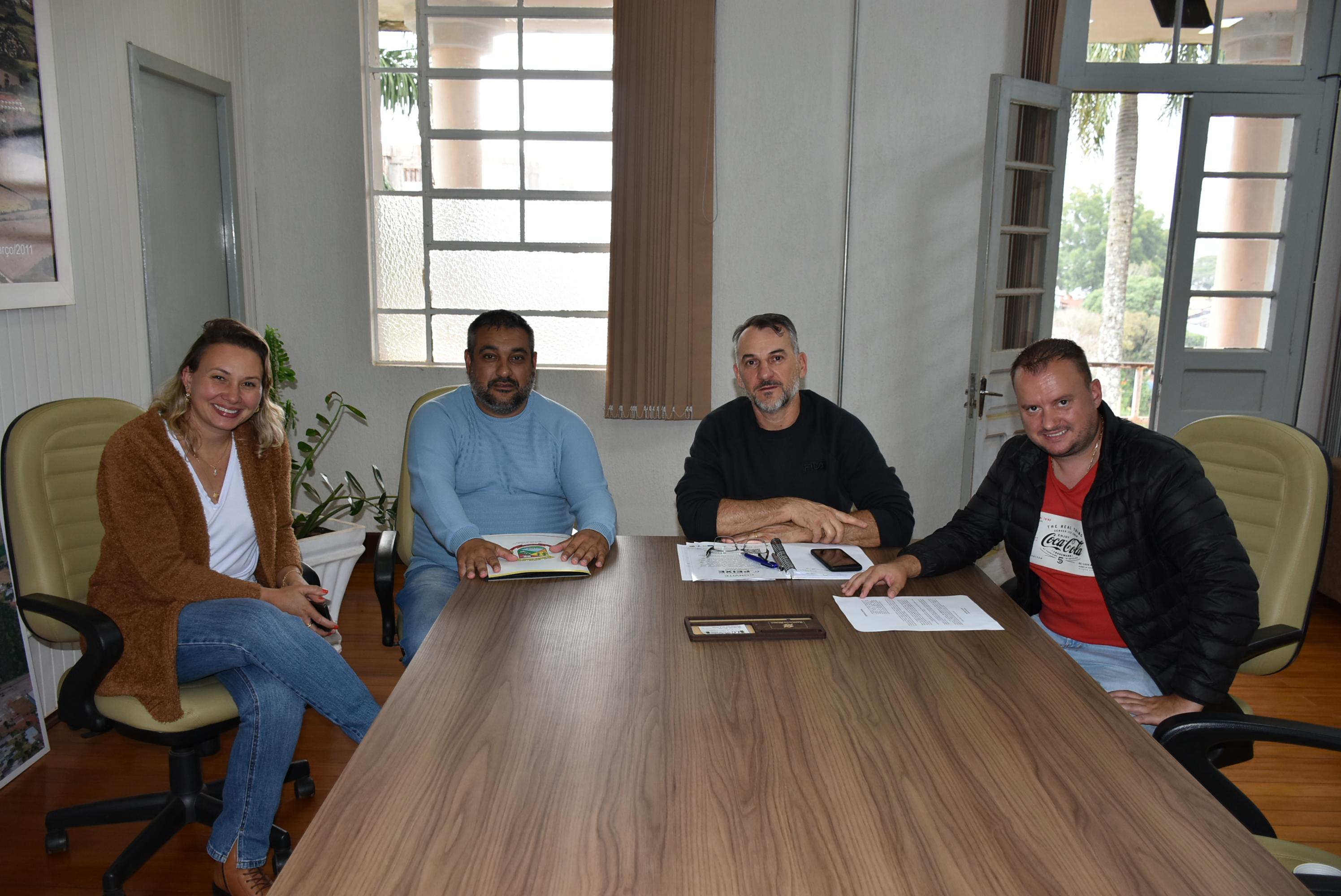 Gabriela Mattei, Prefeito João Mânica, Prefeito Mauricio Soligo e secretário Jackson Karpinski