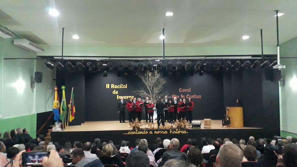 Apresentação do Coral Canção e Vida