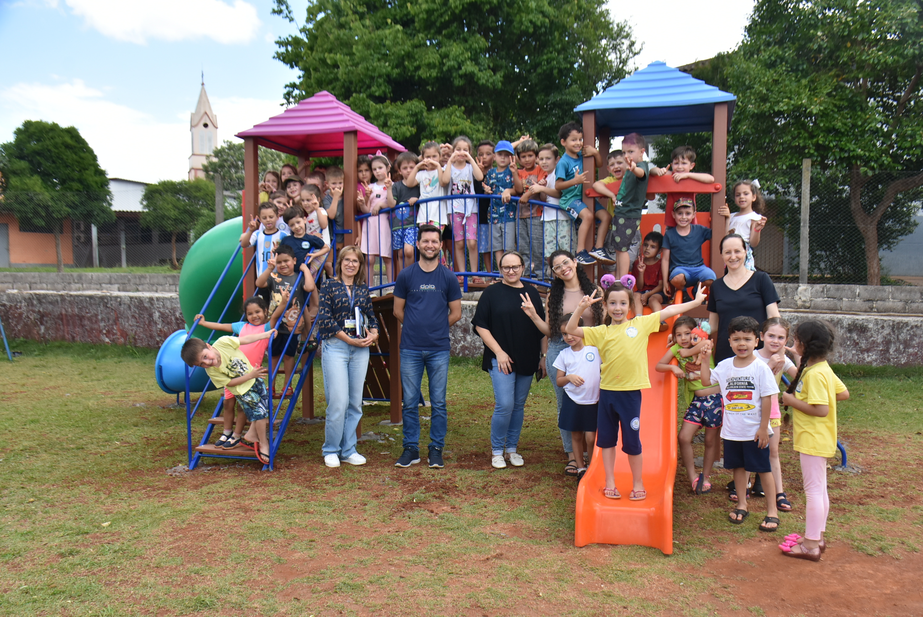 Entrega dos brinquedos nas escolas estaduais (2)