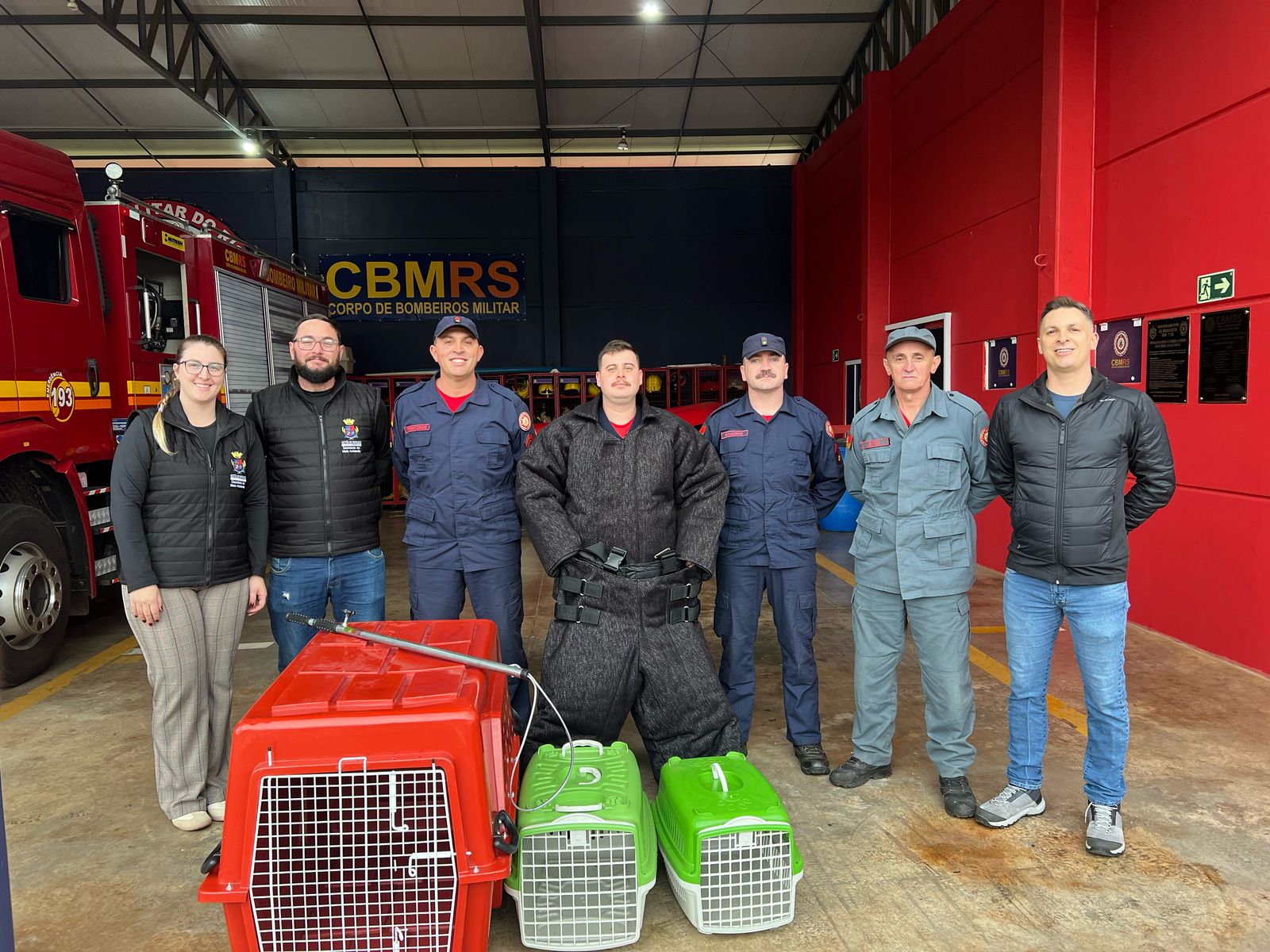 Entrega dos equipamentos para o Corpo de Bombeiros