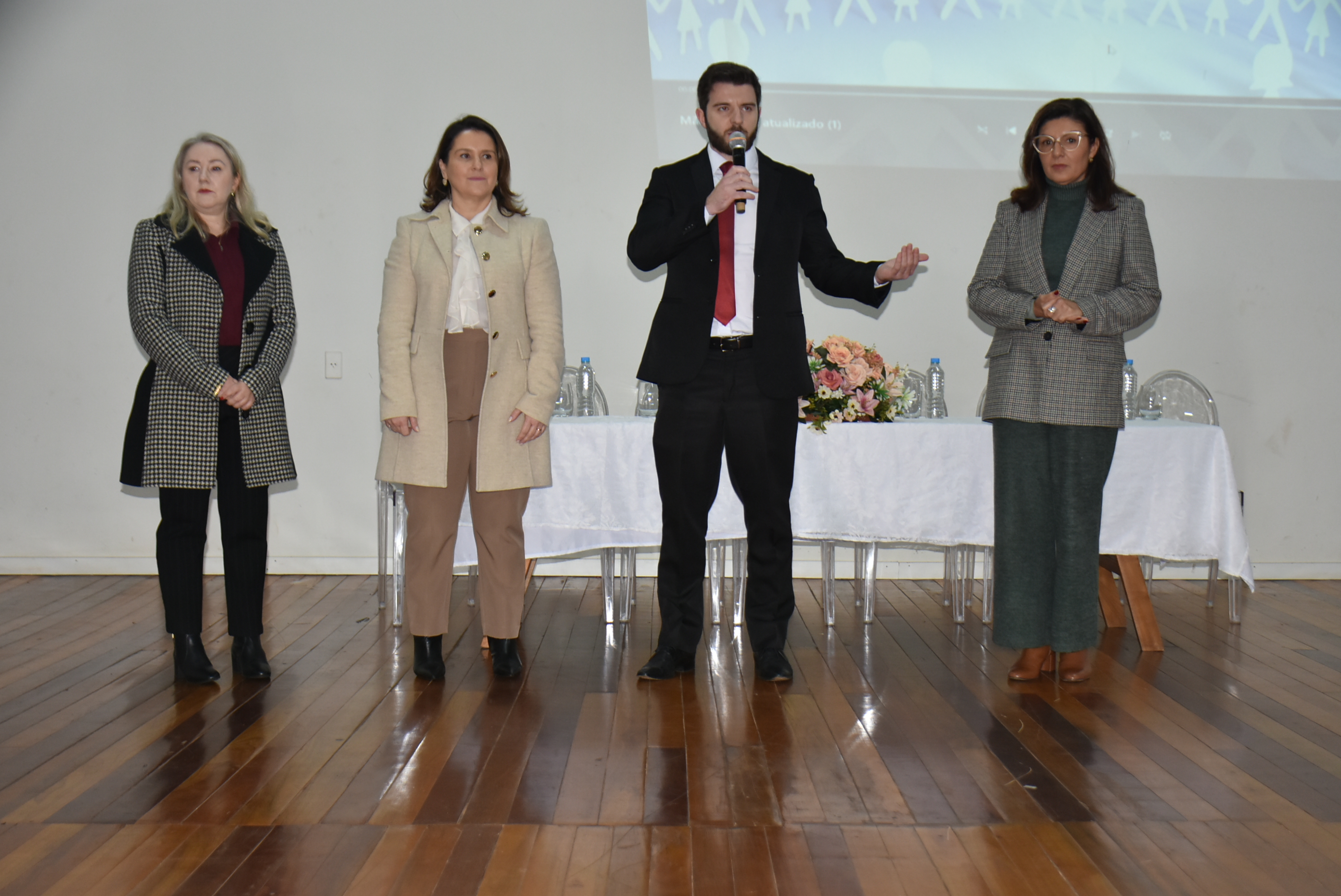 Abertura da reunião foi feita pelo procurador João Follador