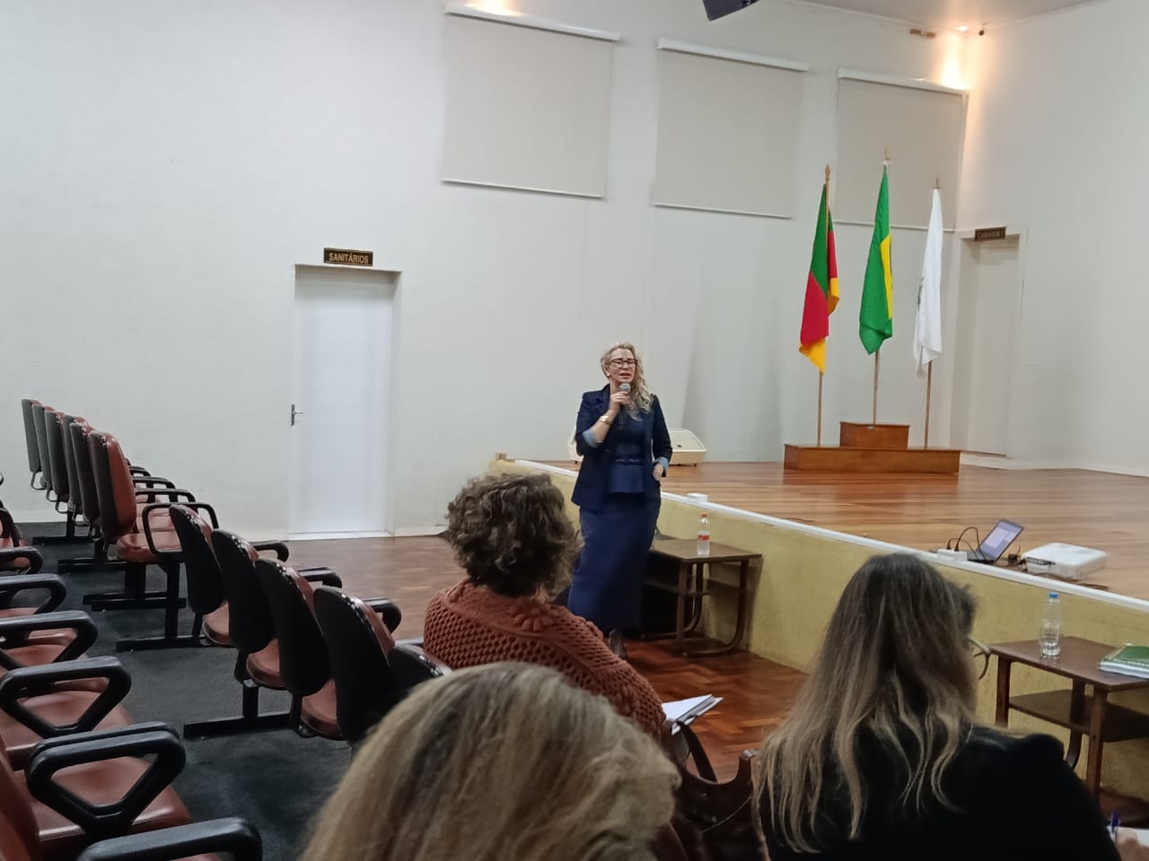 professora Léia Mara Loss