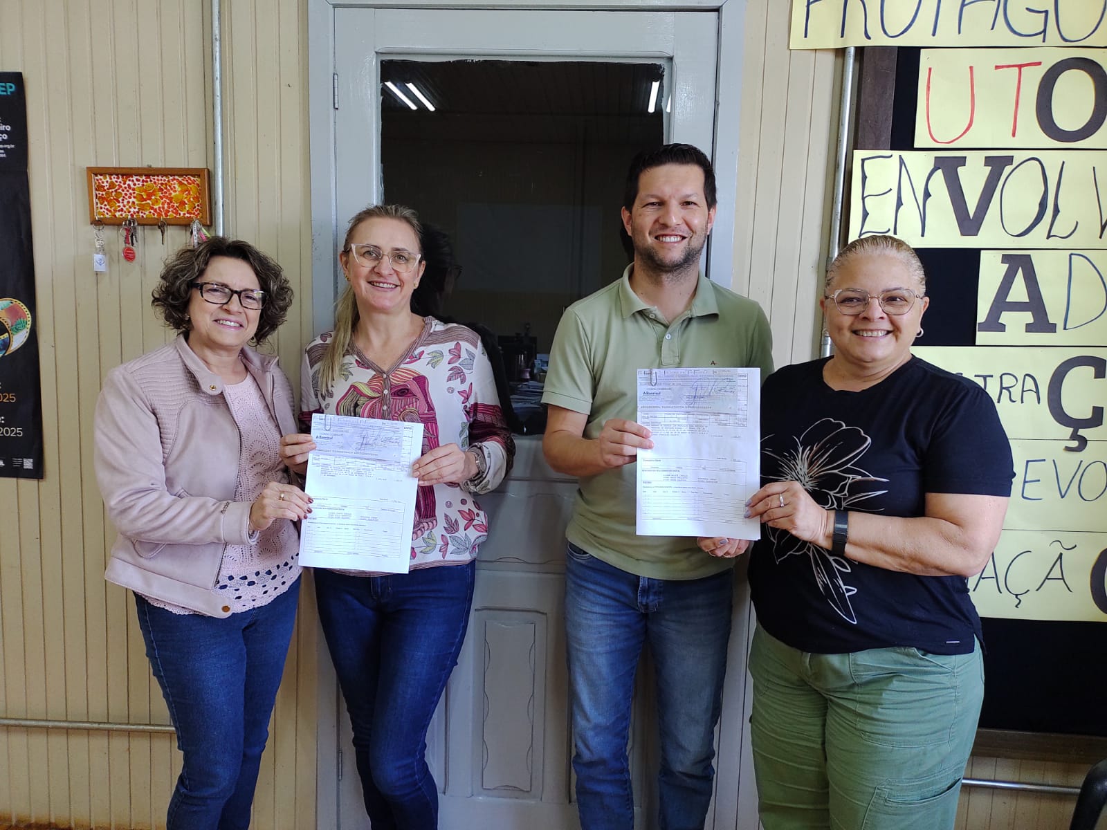Entrega de valores para as diretoras
